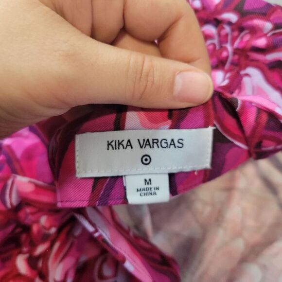 Kika Vargas x Target Women's Mum Floral Scallop Back Blouse Size Medium - Picture 6 of 8